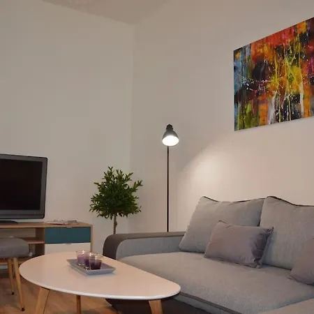 Cosy Aura 3, 100m From Amphitheater