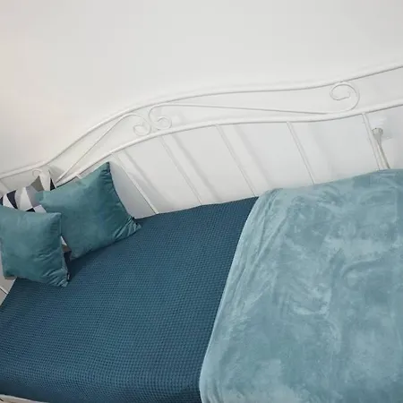 Apartment Cosy Aura 3, 100m From Amphitheater