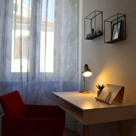 Cosy Aura 3, 100m From Amphitheater