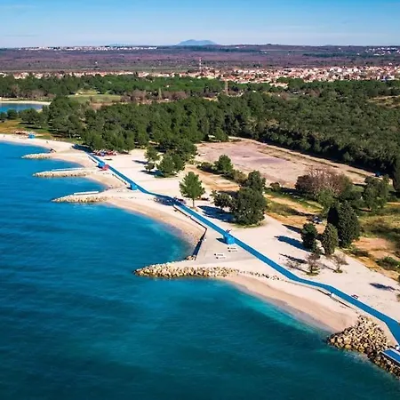 Apartment Cosy Aura 3, 100m From Amphitheater *