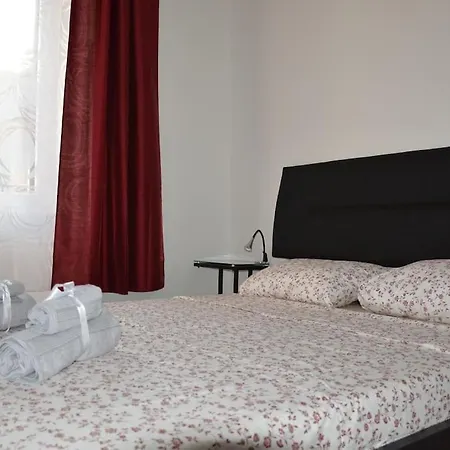 Cosy Aura 3, 100m From Amphitheater *