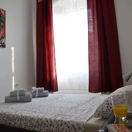 Cosy Aura 3, 100m From Amphitheater * Pula