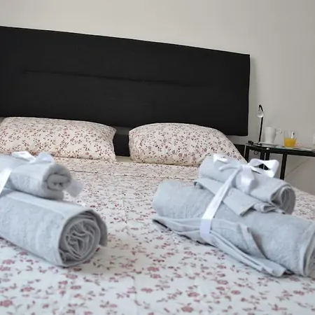 Cosy Aura 3, 100m From Amphitheater Apartment